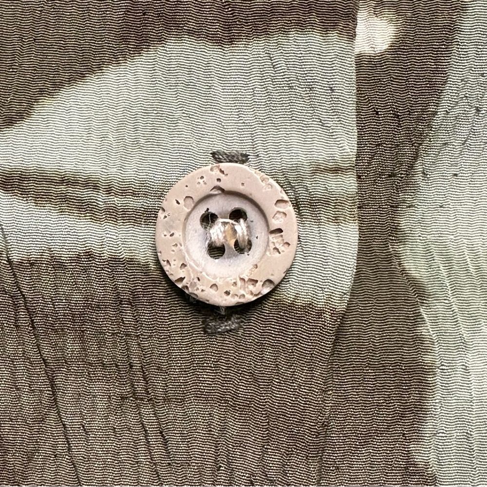 Women's Olive Patterned Button Down Shirt - image 5